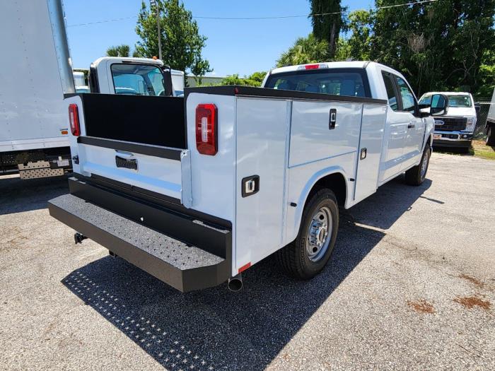 2025 Ford F-250-5
