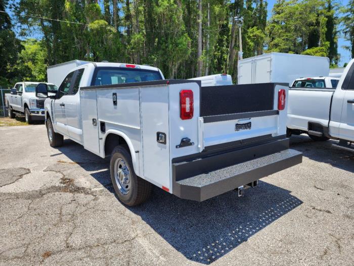 2025 Ford F-250-7