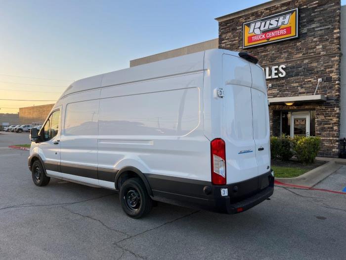 2023 Ford E-Transit-3