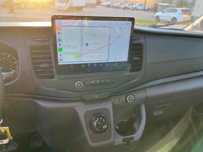 2023 Ford E-Transit-11