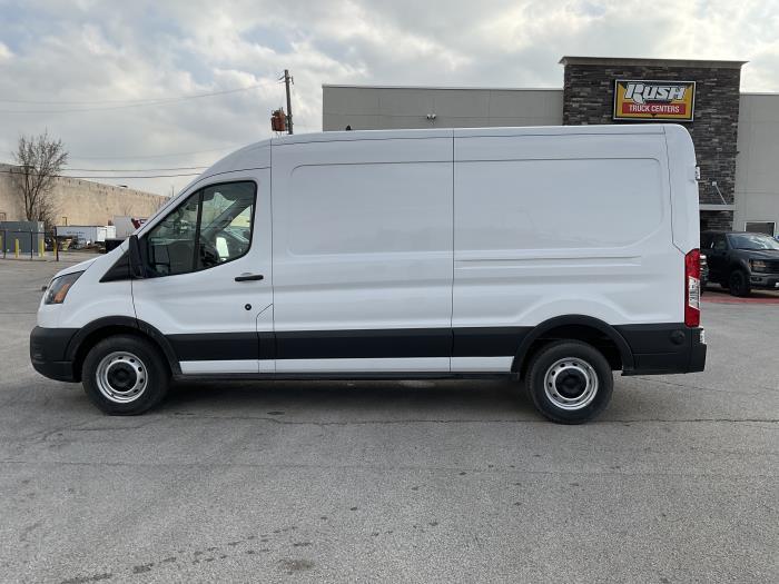 2024 Ford Transit-250-1