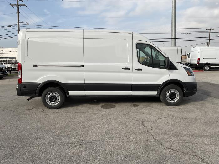 2024 Ford Transit-250-6