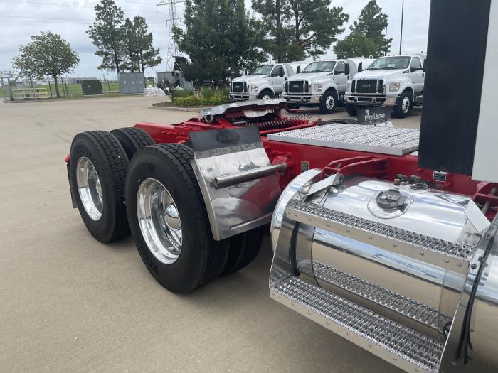 2022 Peterbilt 567-6