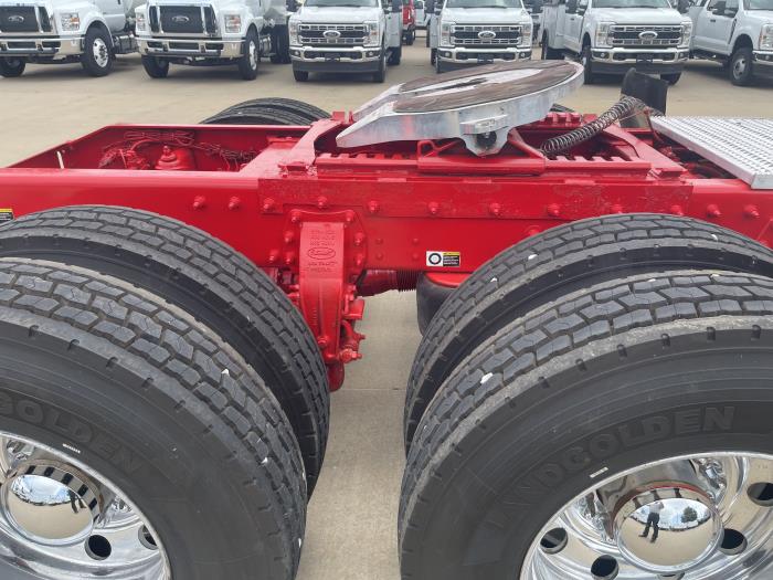 2022 Peterbilt 567-7
