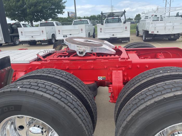 2022 Peterbilt 567-13