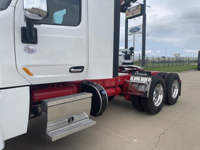 2022 Peterbilt 567-15