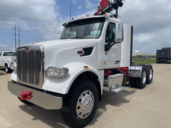 2022 Peterbilt 567-2