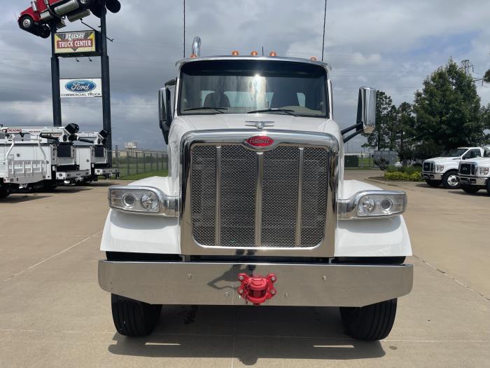 2022 Peterbilt 567-3