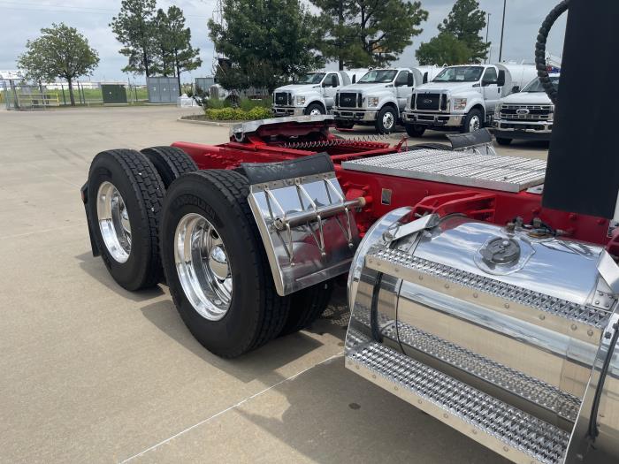 2022 Peterbilt 567-6