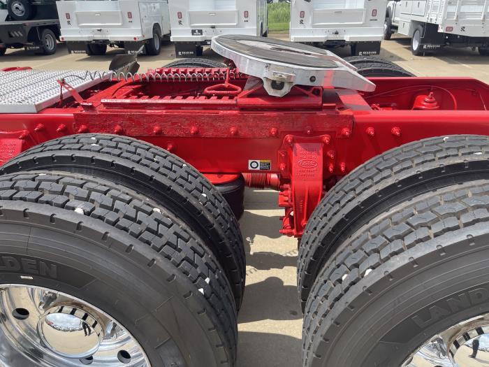 2022 Peterbilt 567-13