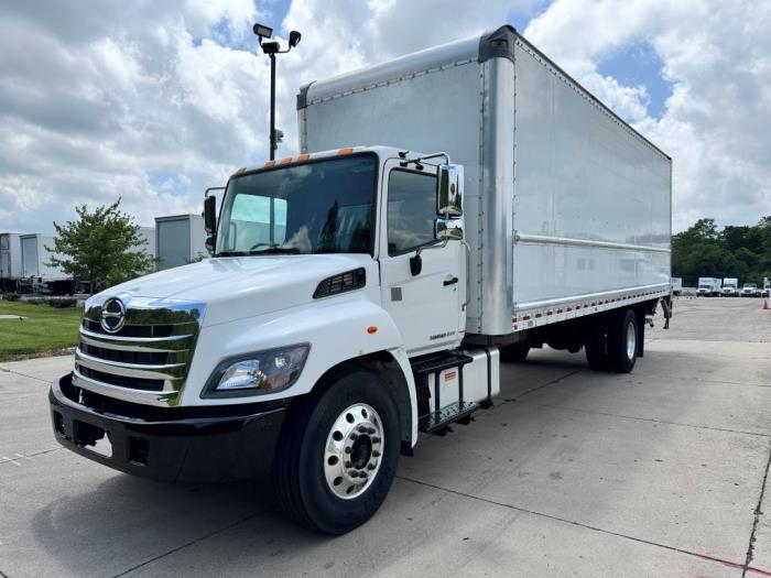 2020 Hino 268A-1