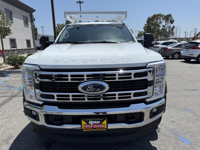 2025 Ford F-550-7