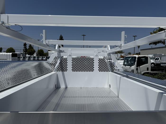 2025 Ford F-550-15
