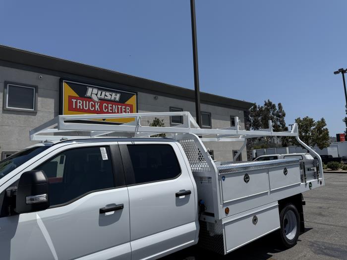 2025 Ford F-550-24