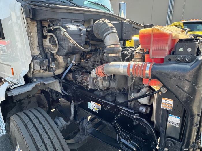 2018 Peterbilt 579-10