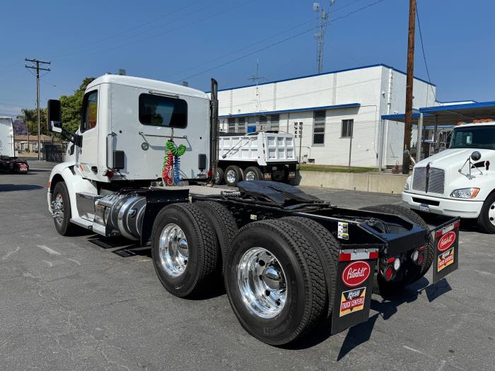 2018 Peterbilt 579-7