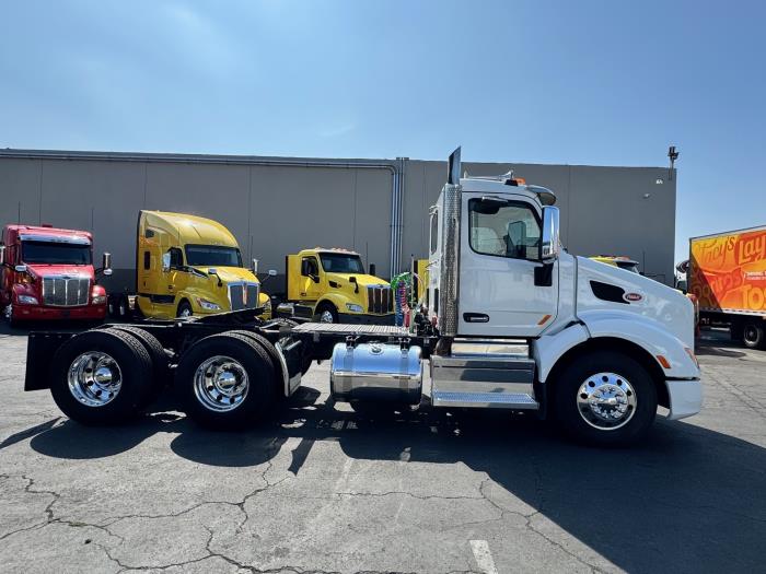 2018 Peterbilt 579-4