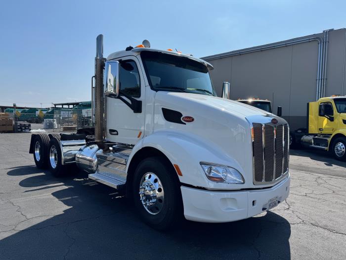 2018 Peterbilt 579-3
