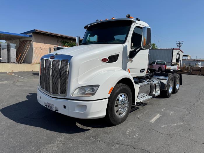 2018 Peterbilt 579-1