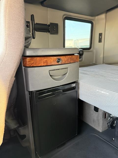 2022 International LT625-23