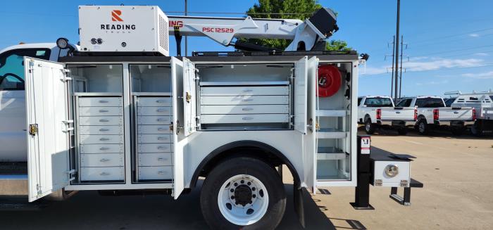 2025 Ford F-750-10