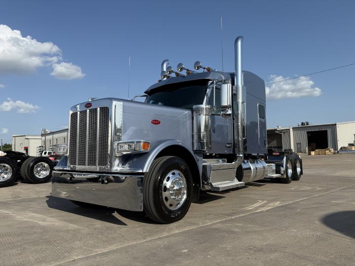 2026 Peterbilt 589-2