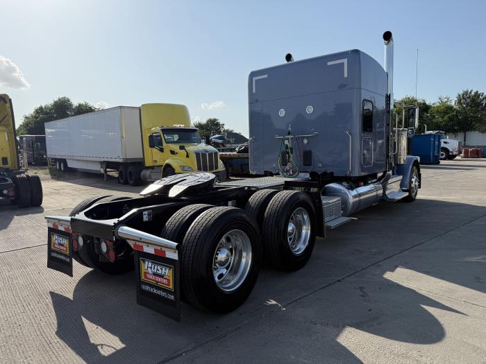 2026 Peterbilt 589-8