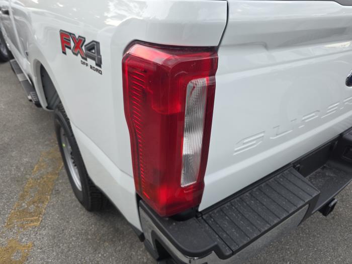 2025 Ford F-250-12