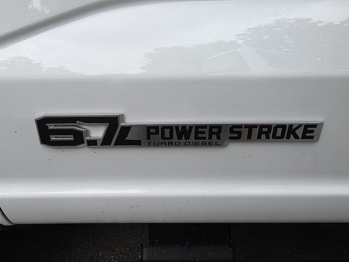 2025 Ford F-250-14