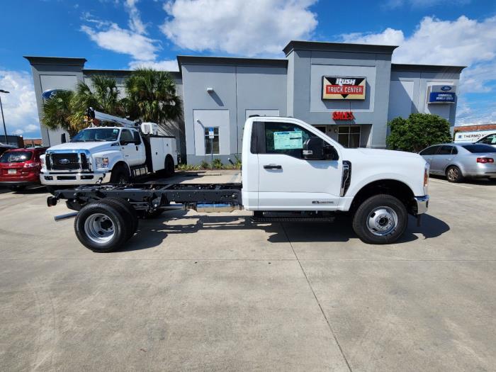 2025 Ford F-350-4