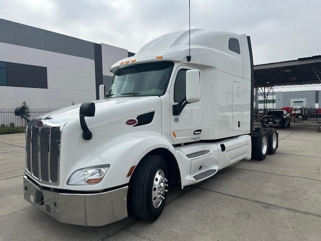 2022 Peterbilt 579-2