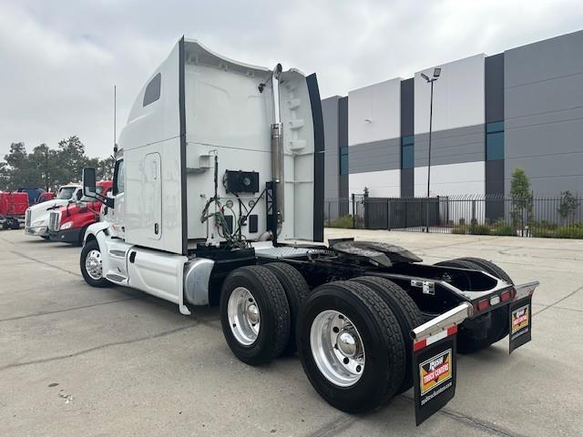 2022 Peterbilt 579-7