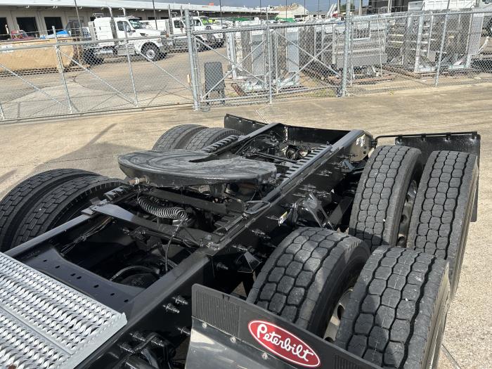 2020 Peterbilt 579-14