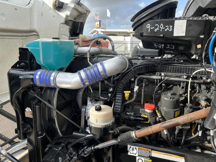 2020 Peterbilt 579-17