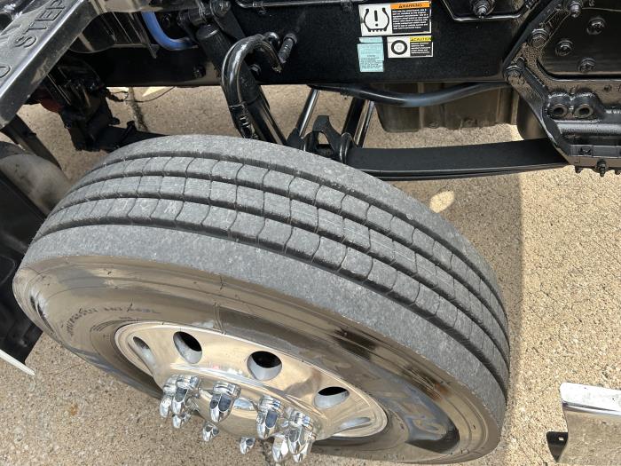 2020 Peterbilt 579-21