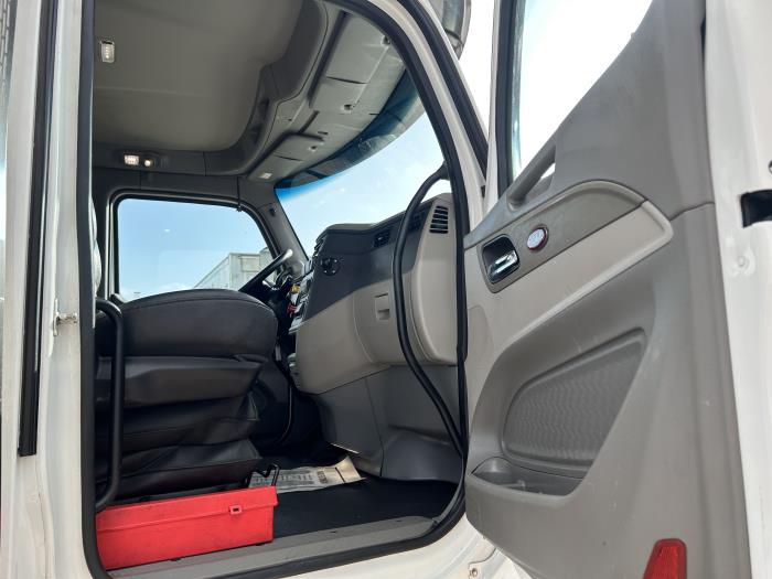 2020 Peterbilt 579-22