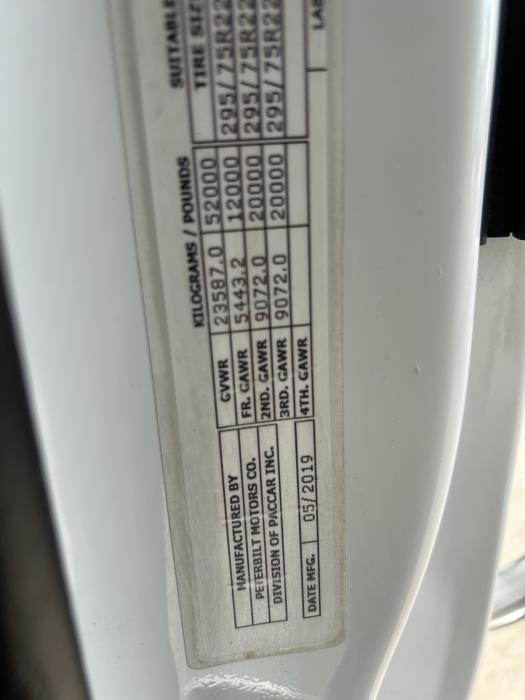 2020 Peterbilt 579-26