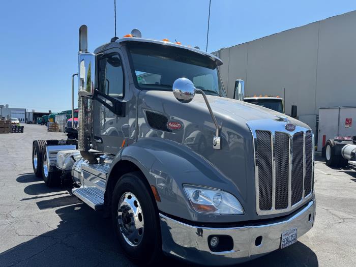 2019 Peterbilt 579-3