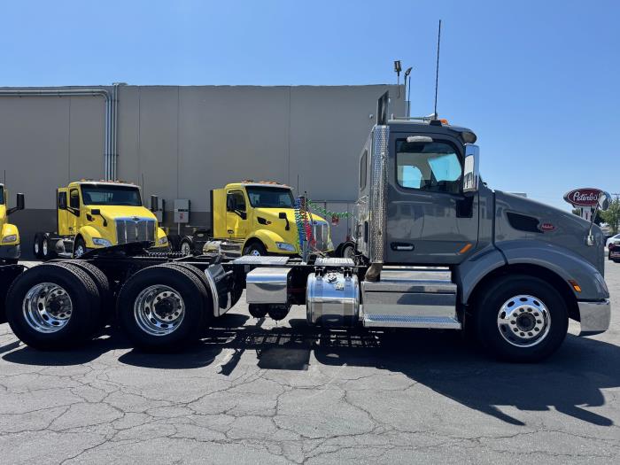 2019 Peterbilt 579-4