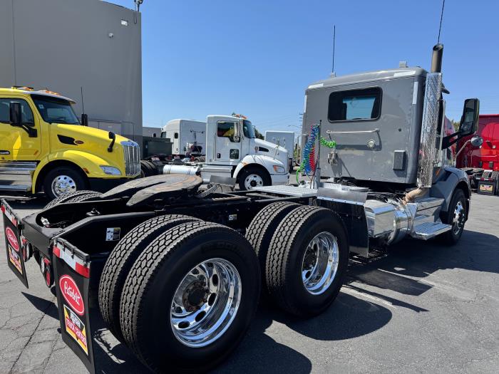 2019 Peterbilt 579-5