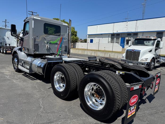 2019 Peterbilt 579-7