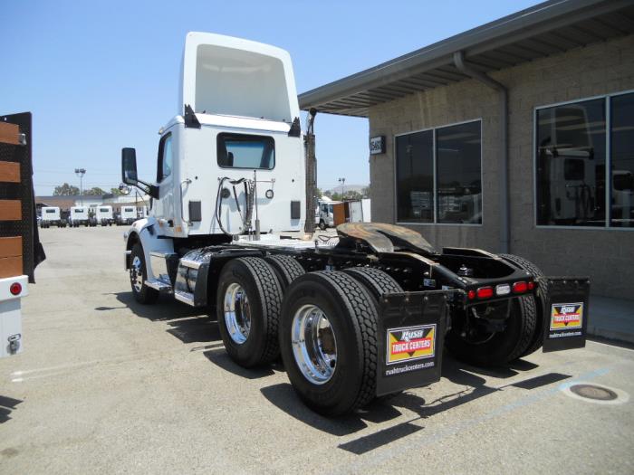 2020 Peterbilt 567-4