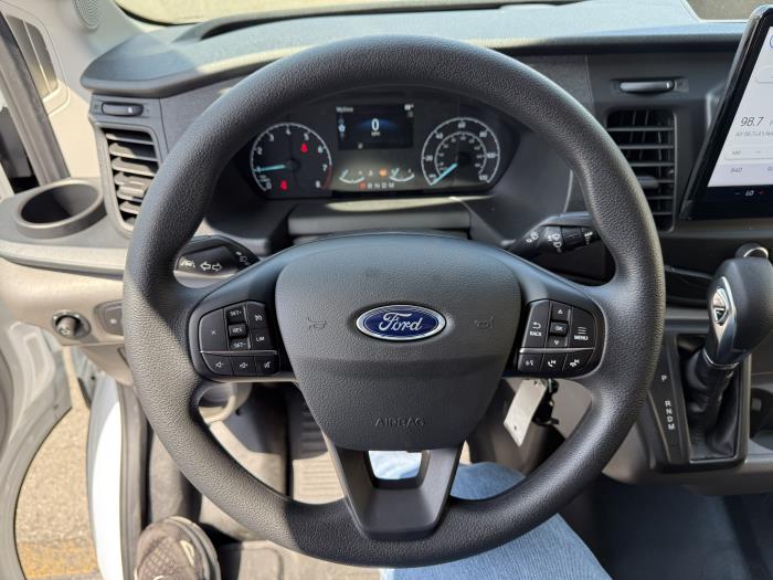 2025 Ford Transit-350-17