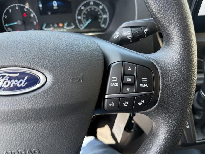2025 Ford Transit-350-18