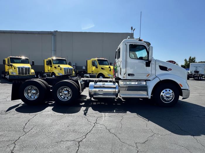2018 Peterbilt 579-4