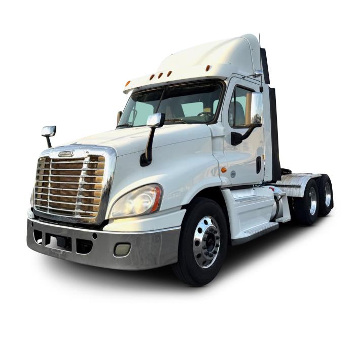 2015 Freightliner Cascadia-0