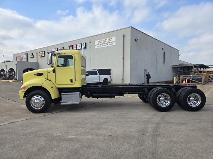 2020 Peterbilt 348-3