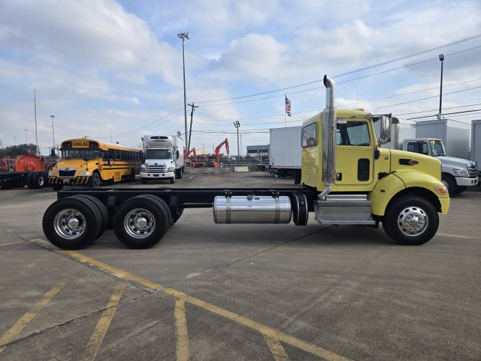 2020 Peterbilt 348-7
