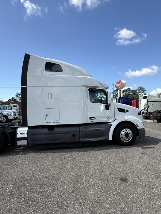 2020 Peterbilt 579-6