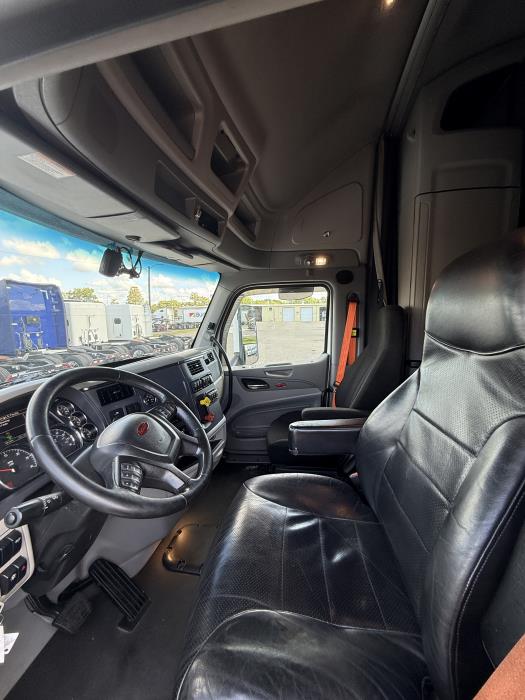 2020 Peterbilt 579-13